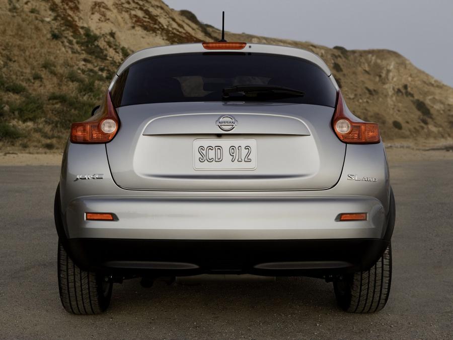  Nissan Juke 2010 года  (US) (фото 11 из 16)